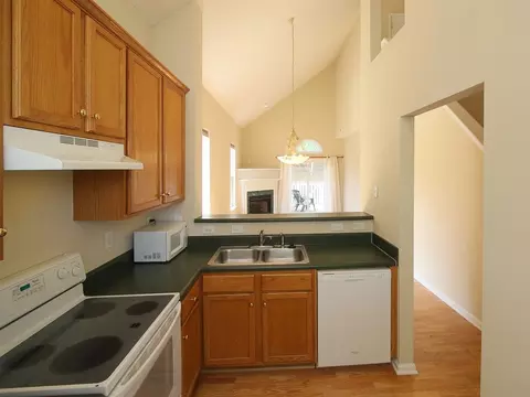 972 Cinnamon Dr, Durham, NC 27713 photo 9