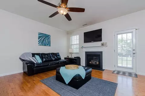 402 Windy Peak Loop, Cary, NC 27519 photo 5