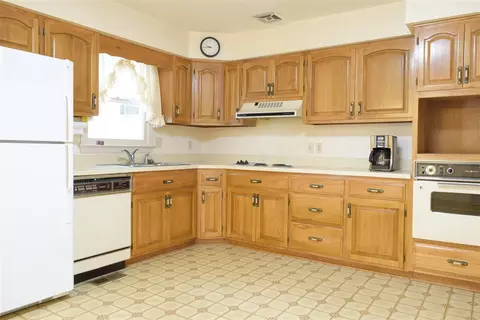 8355 Nc 27 Hwy, Coats, NC 27521 photo 12