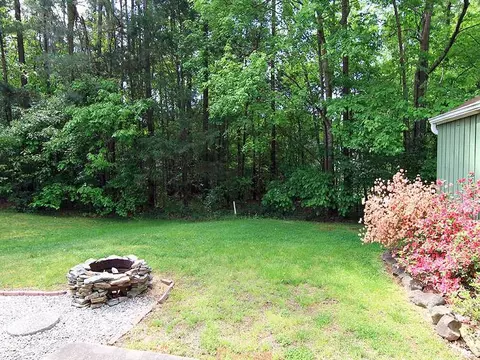 5 Bluebell Ct, Durham, NC 27713 photo 11