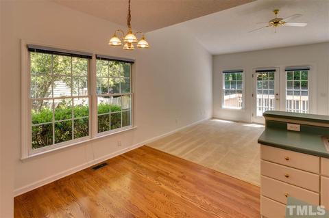 2337 Kendricks Ct, Raleigh, NC 27613 photo 12
