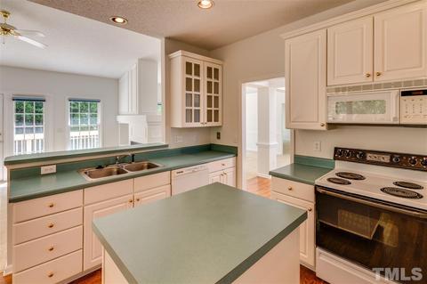 2337 Kendricks Ct, Raleigh, NC 27613 photo 10