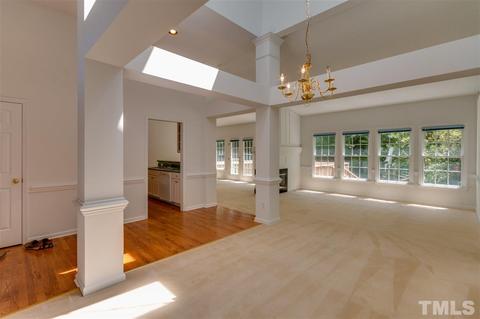2337 Kendricks Ct, Raleigh, NC 27613 photo 4