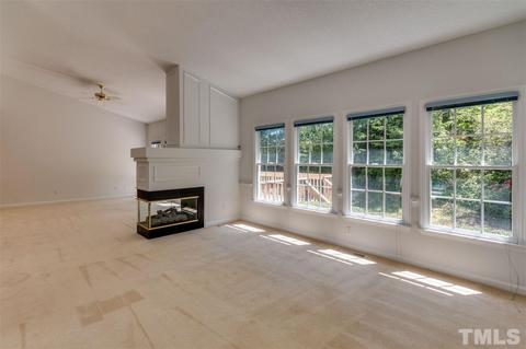 2337 Kendricks Ct, Raleigh, NC 27613 photo 5