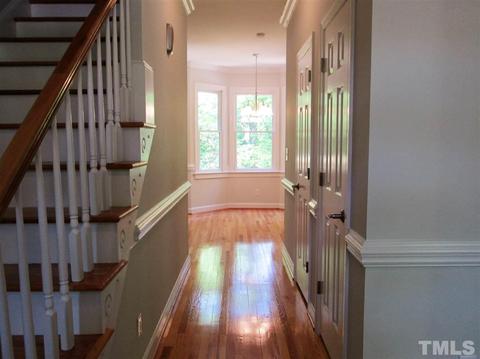 7 Pointe View Ct, Durham, NC 27713 photo 2