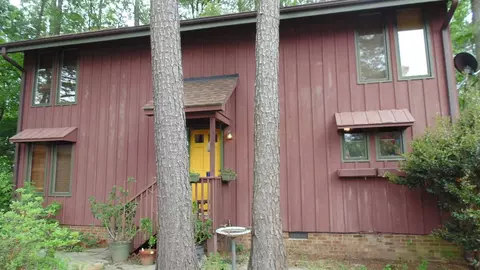 208 Laurel Cir, Smithfield, NC 27577 photo 3
