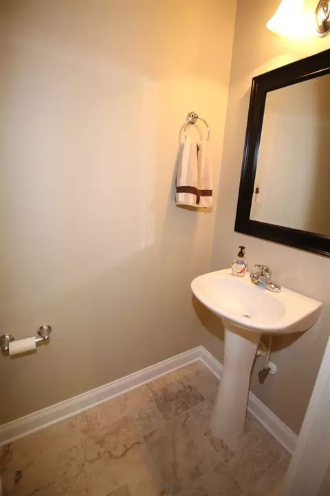 119 Bridgegate Dr, Cary, NC 27519 photo 7