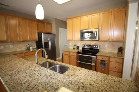 119 Bridgegate Dr, Cary, NC 27519 photo 6
