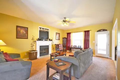 25 Talltree Ct, Willow Spring, NC 27592 photo 6