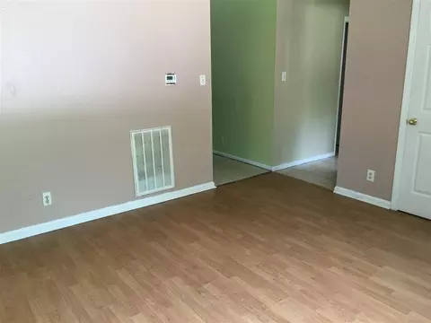 824 Waring St, Durham, NC 27704 photo 2