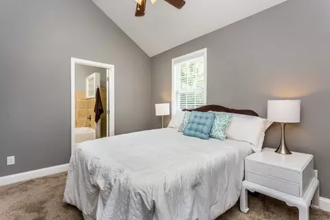 910 E Jones St, Raleigh, NC 27601 photo 13