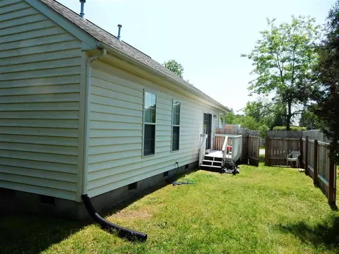 6103 Forest Ridge Dr, Durham, NC 27713 photo 11