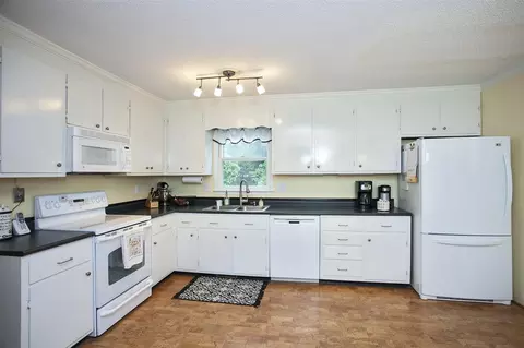 308 Fairfield Ln, Cary, NC 27511 photo 3