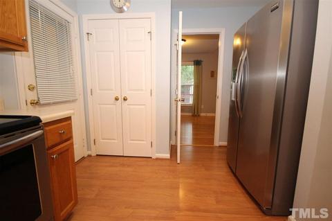 3 Bluffside Ct, Durham, NC 27712 photo 3