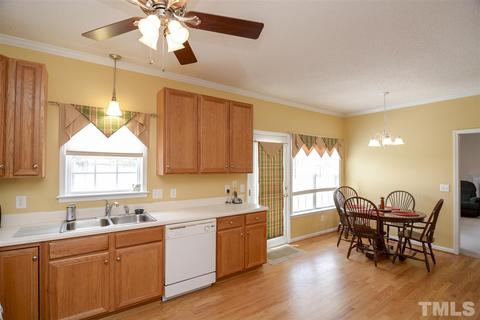 819 Glory Pond Ct, Willow Spring, NC 27592 photo 11
