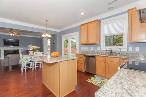 306 Frontgate Dr, Cary, NC 27519 photo 10