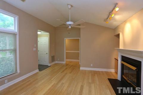 4102 Olde Coach Rd, Durham, NC 27707 photo 4