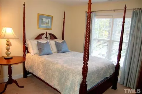 616 Continental Dr, Durham, NC 27712 photo 13
