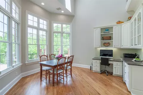 106 Devonbrook Ln, Cary, NC 27518 photo 9