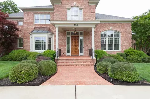 106 Devonbrook Ln, Cary, NC 27518 photo 3