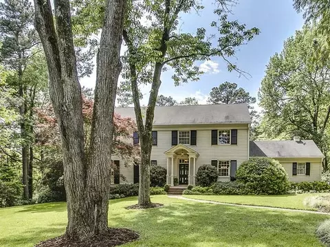 3 Iris Ln, Chapel Hill, NC 27514 photo 1