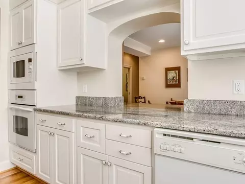 3 Iris Ln, Chapel Hill, NC 27514 photo 11