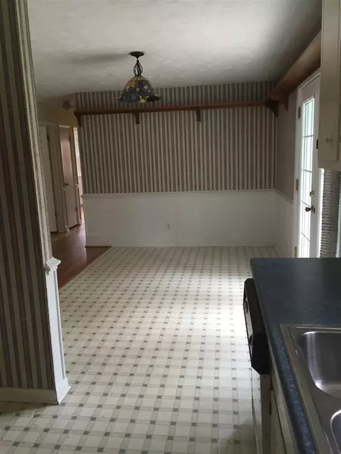 740 Queens Ave, Dunn, NC 28334 photo 5