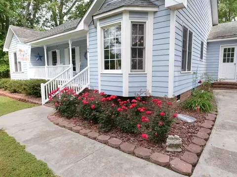 104 Pisgah Dr, Garner, NC 27529 photo 2