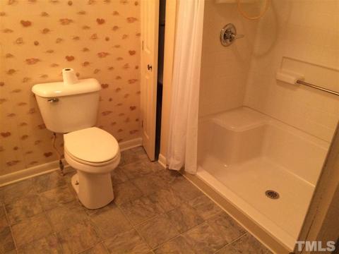110 2nd St, Erwin, NC 28339 photo 7