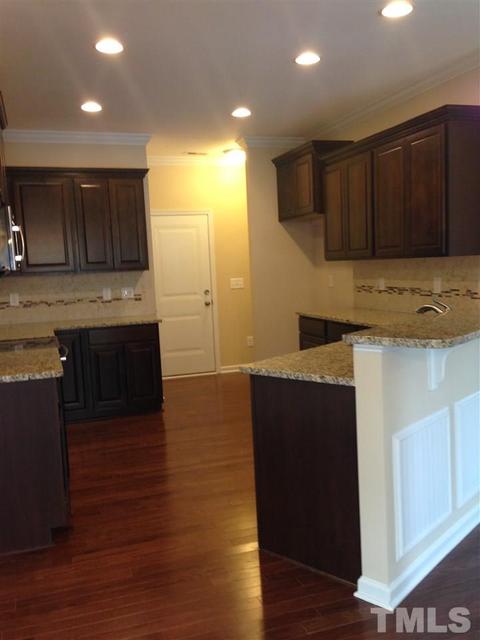 215 Maple Walk St, Durham, NC 27703 photo 13