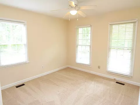 5622 Paragon Cir, Durham, NC 27712 photo 14