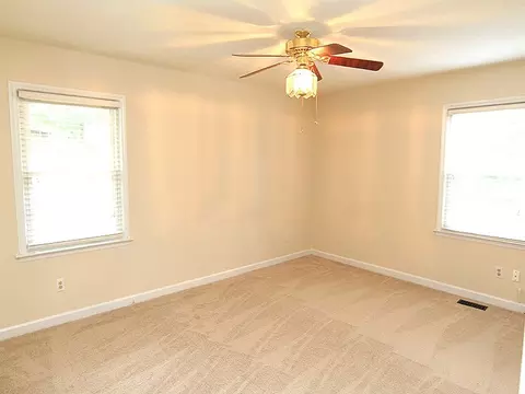 5622 Paragon Cir, Durham, NC 27712 photo 16