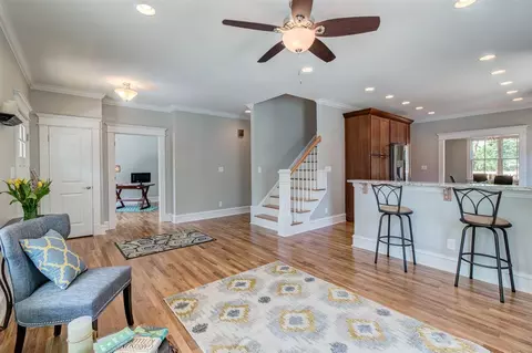 706 Carroll St, Durham, NC 27701 photo 6