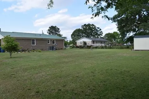 503 W B St, Erwin, NC 28339 photo 24