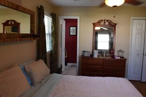 503 W B St, Erwin, NC 28339 photo 17