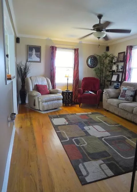 503 W B St, Erwin, NC 28339 photo 7