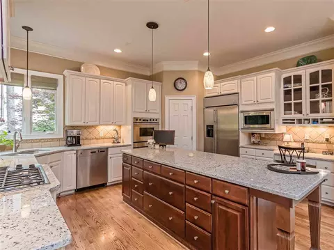 305 Devonhall Ln, Cary, NC 27518 photo 12