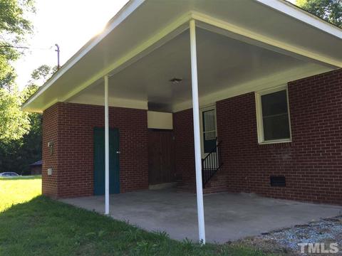 2703 Davie Dr, Durham, NC 27704 photo 3
