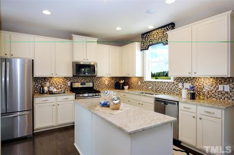112 Putters Ct, Durham, NC 27703 photo 9