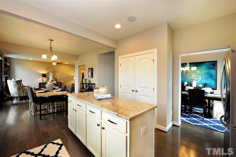 112 Putters Ct, Durham, NC 27703 photo 8