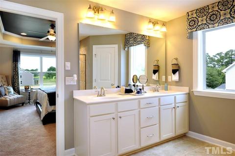 112 Putters Ct, Durham, NC 27703 photo 25
