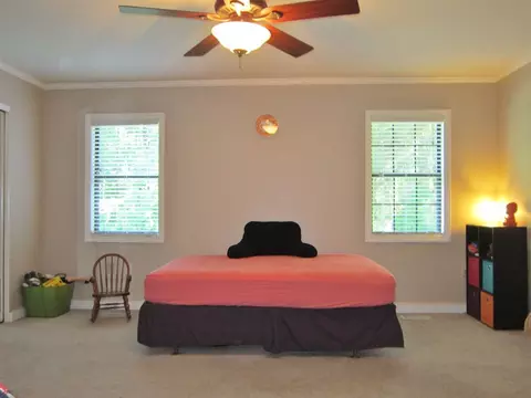26 Willow Bridge Dr, Durham, NC 27707 photo 11