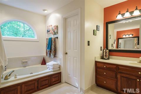 114 Kingussie Ct, Cary, NC 27511 photo 14