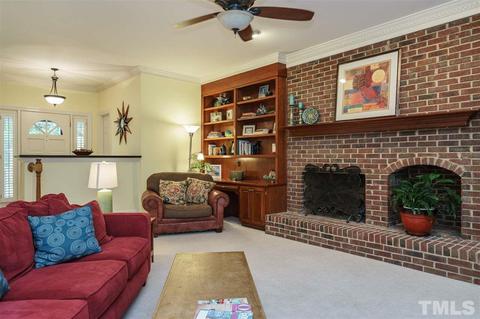 114 Kingussie Ct, Cary, NC 27511 photo 4
