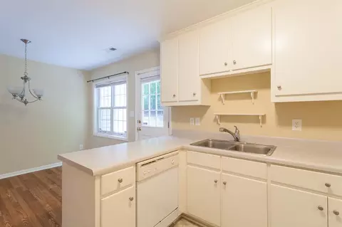 3 Mandy Ct, Durham, NC 27707 photo 5