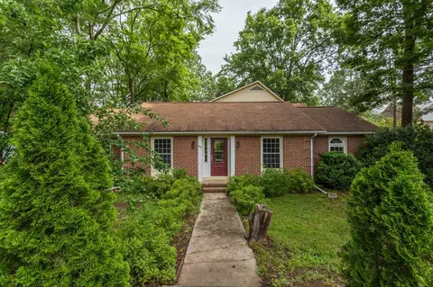 1000 Claymore Dr, Garner, NC 27529 photo 3