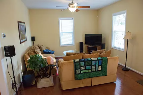 811 Gerard St, Durham, NC 27701 photo 3