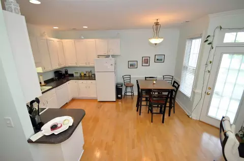 105 Grapevine Trl, Durham, NC 27707 photo 4
