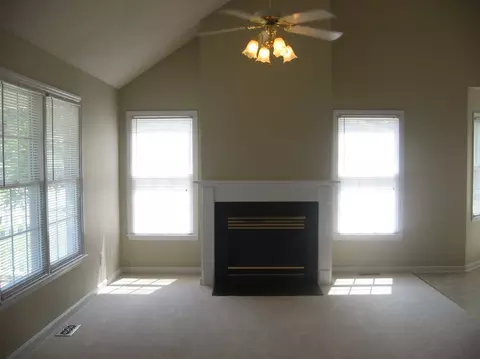 137 Parkhaven Ln, Garner, NC 27529 photo 2
