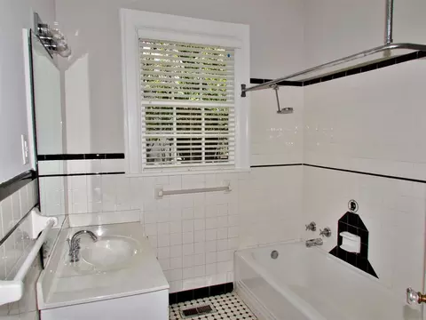 513 Dixie Trl, Raleigh, NC 27607 photo 16
